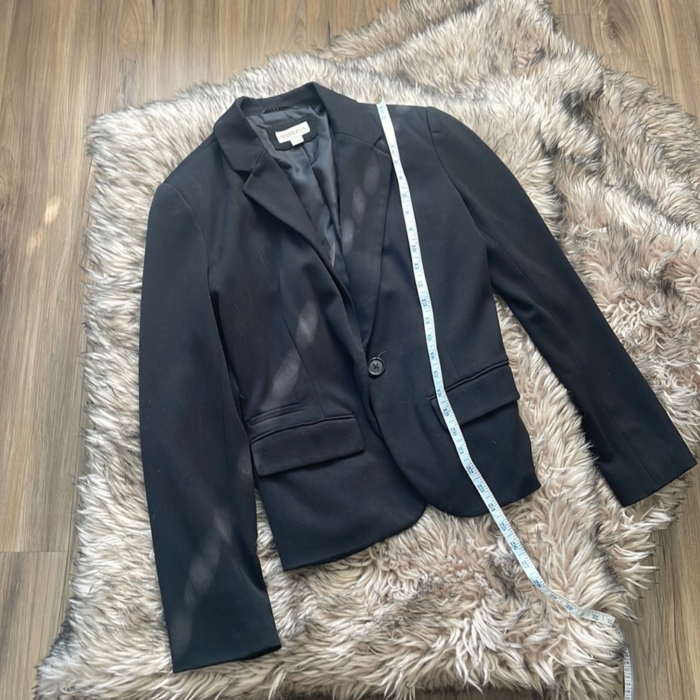 Blazer - Picture 1 of 3